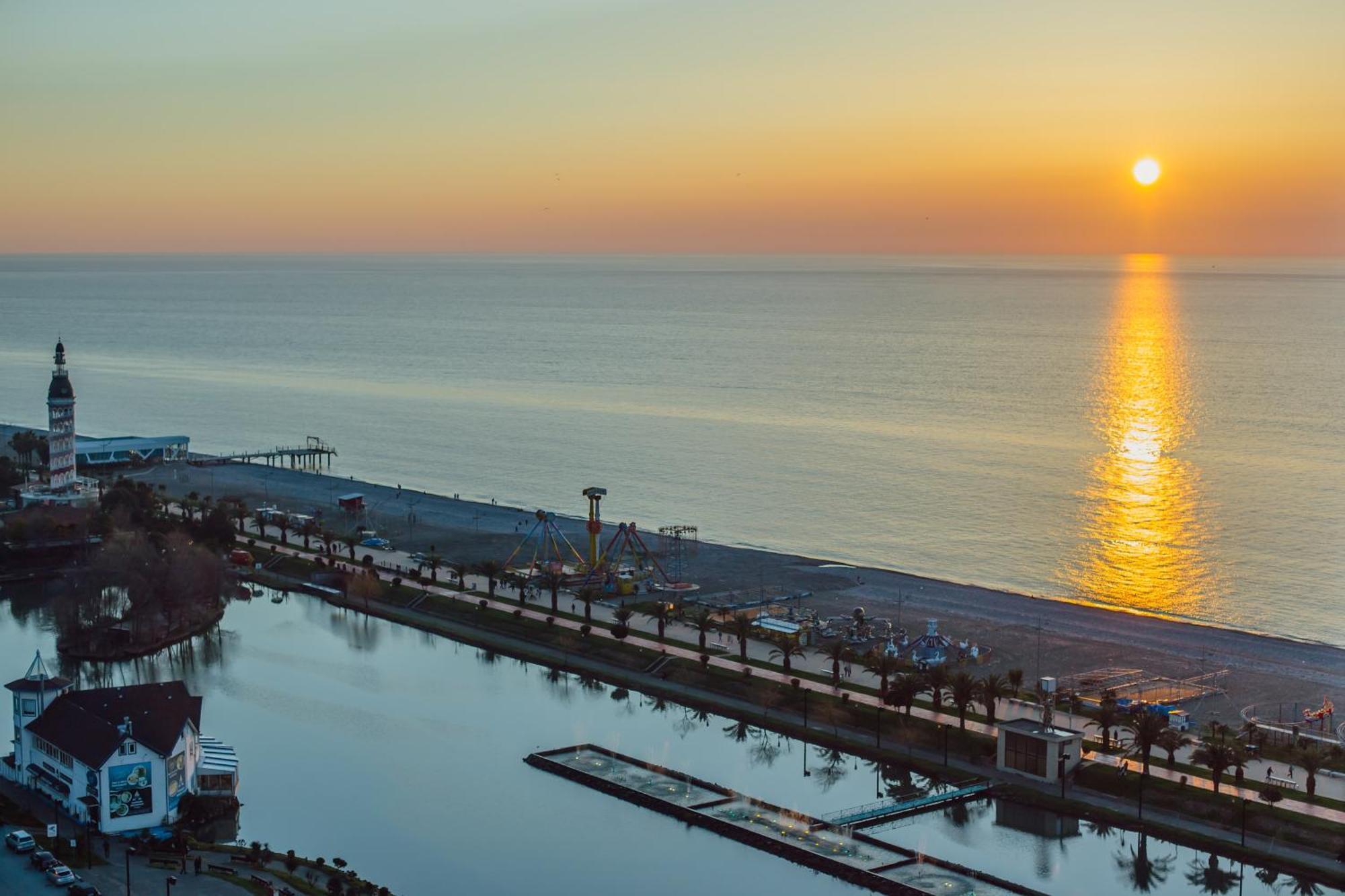 Your Sunshine Apartments باتومي المظهر الخارجي الصورة
